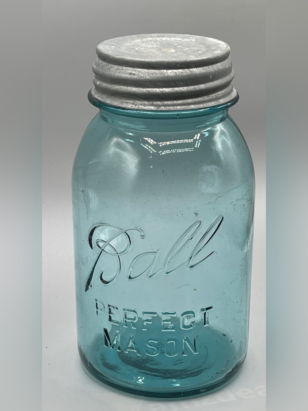 Vintage Aqua Blue Pint BALL PERFECT MASON Jar w/ Zinc Lid #5 embossed